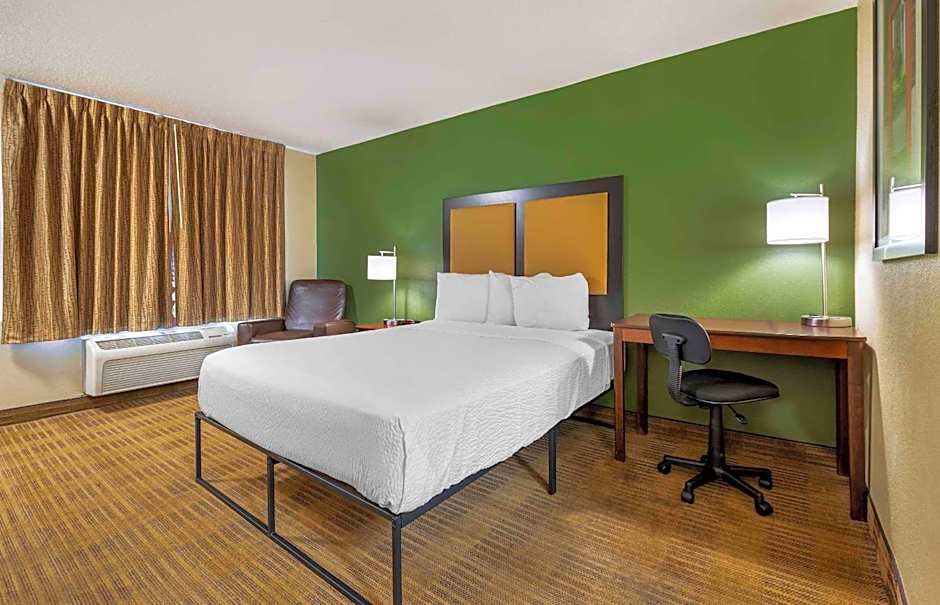 Extended Stay America Suites - Indianapolis - Airport