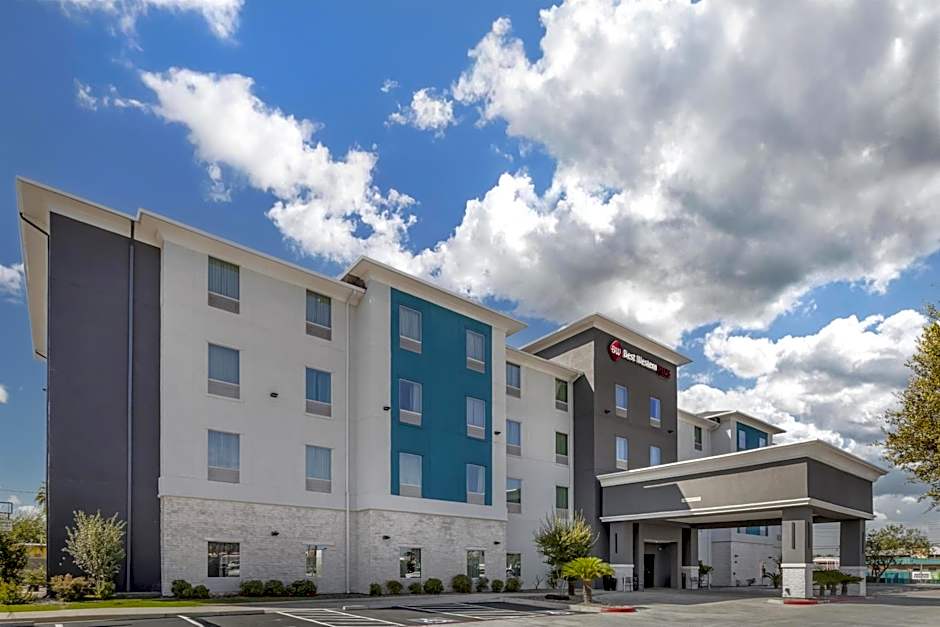 Best Western Plus Laredo Inn & Suites