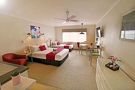 Standard Studio (2 Adults)