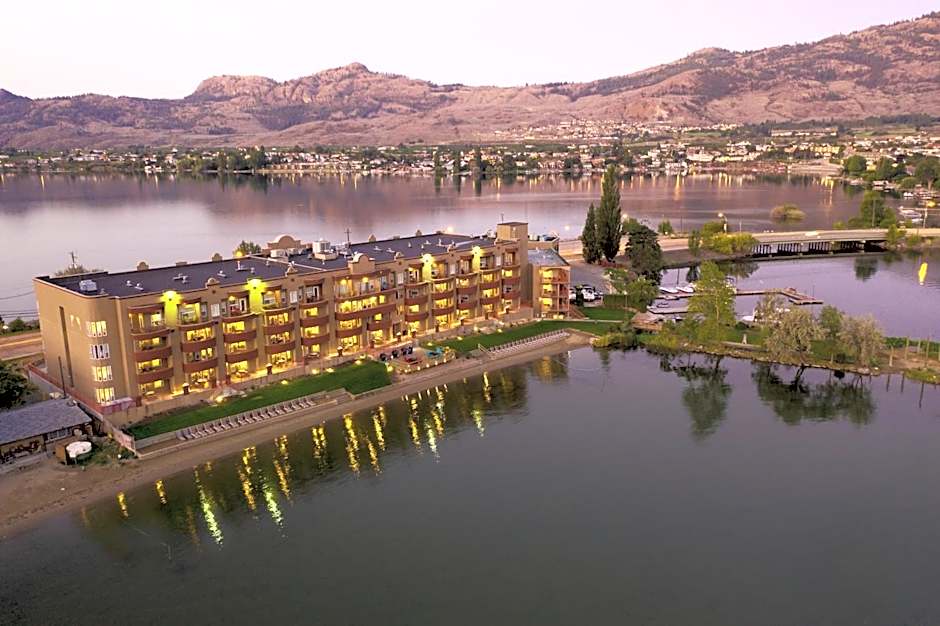 Holiday Inn Hotel & Suites Osoyoos By IHG