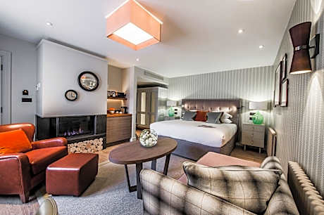 Mews Studio Suite with access to The Club at Cottonmill Spa