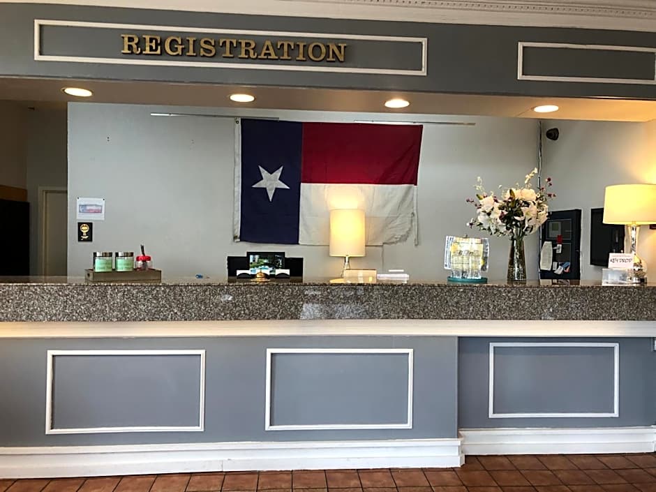 The Grand Hotel Spindletop