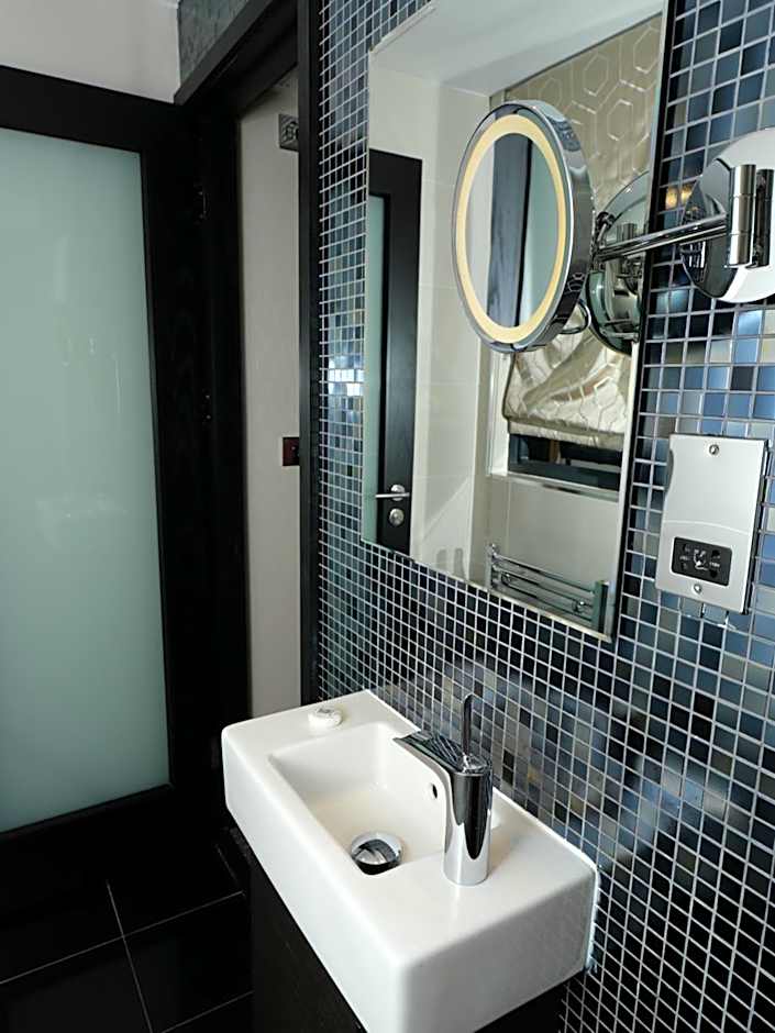 Great St Helen Hotel