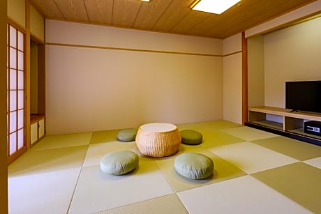 Japanese-Style Family Room - Non-Smoking - Main Building