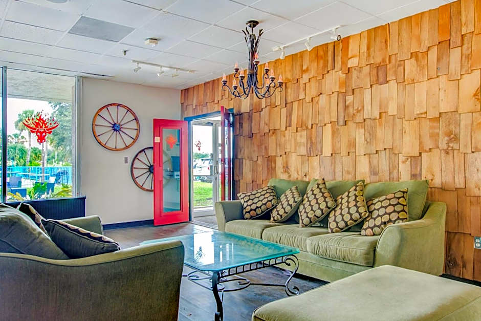 OYO Hotel Dundee By Crystal Lake