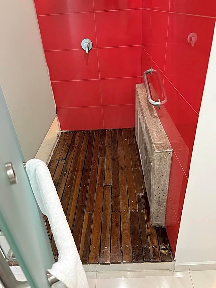 Zújmú Business Boutique Hotel