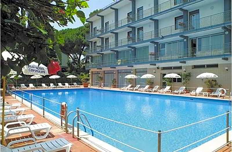 Wave Hotel