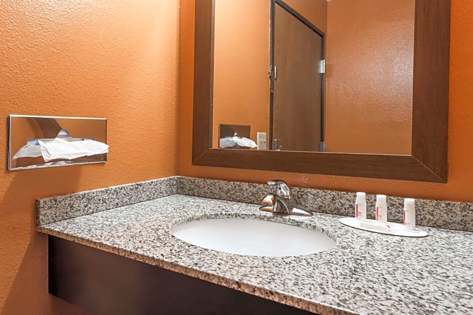 Days Inn by Wyndham Mexico