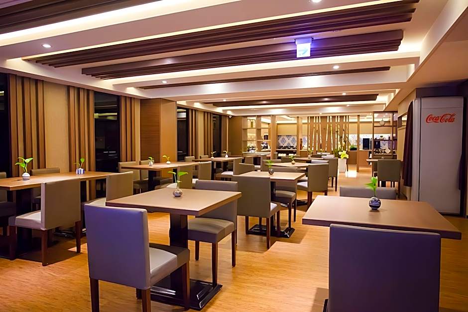 Talmud Hotel Yizhong