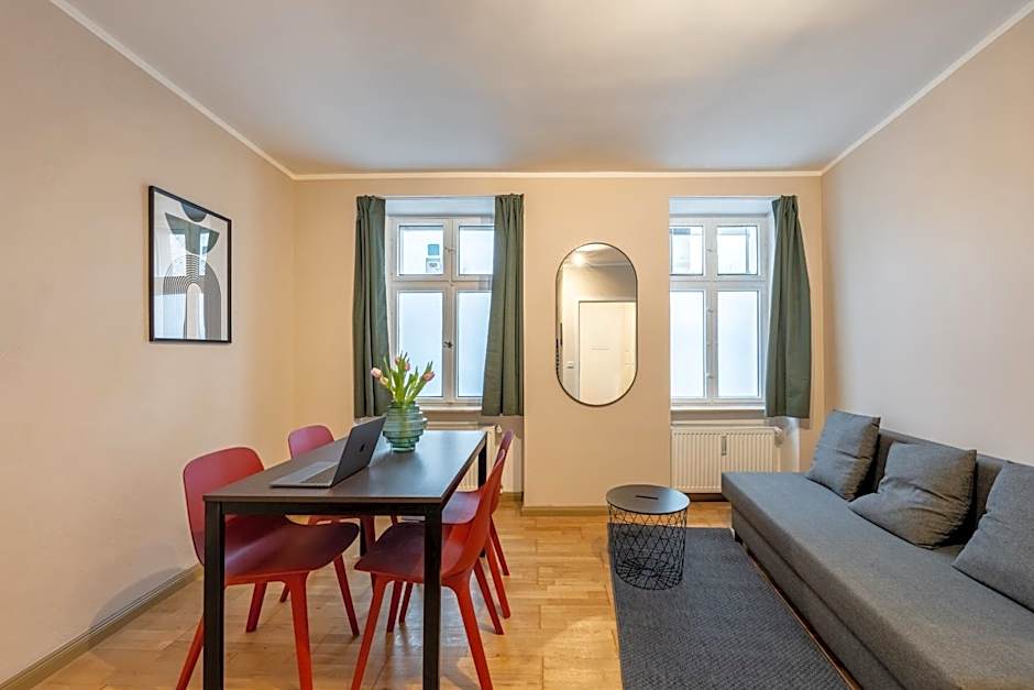 SUITE & APART