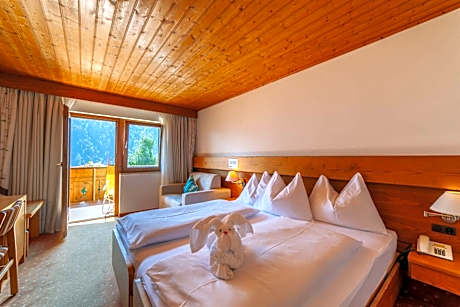 Deluxe Double Room with Balcony