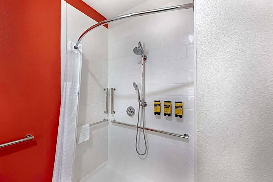 Best Western Plus Executive Residency Carlsbad Hotel