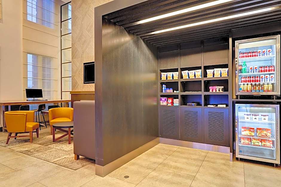 Holiday Inn Express Whitby Oshawa By IHG