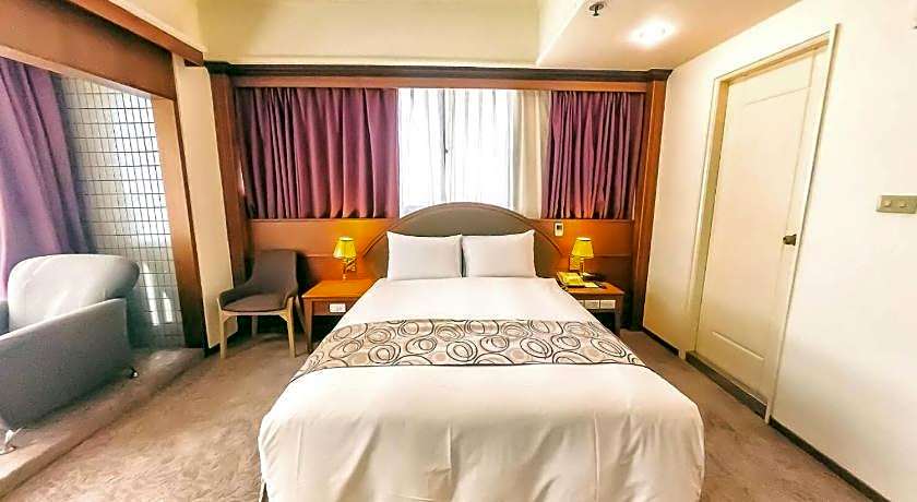 Foung Jia Hotel