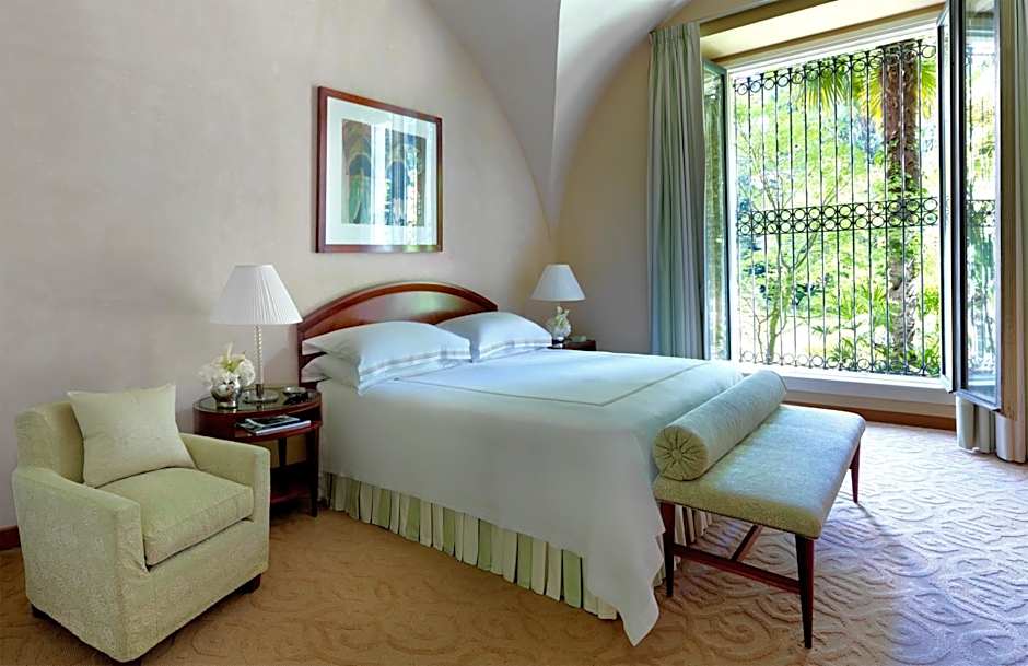 Photo 1 of 4 of Cloister 1 King Bed Suite