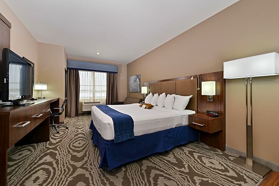 Best Western Plus Williston Hotel & Suites