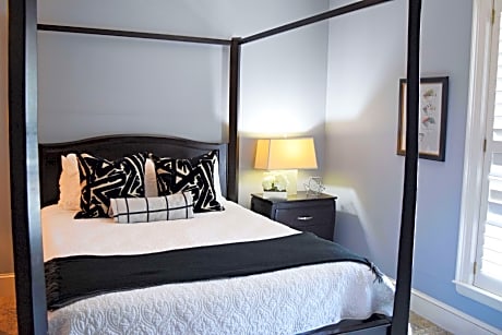 Superior King Room - Non-Smoking