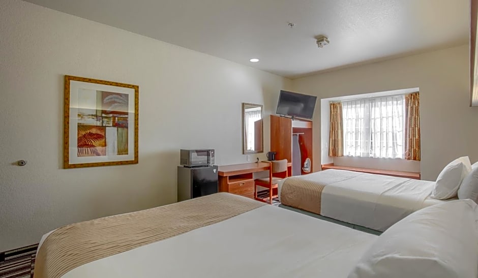 Microtel Inn & Suites By Wyndham Gulf Shores