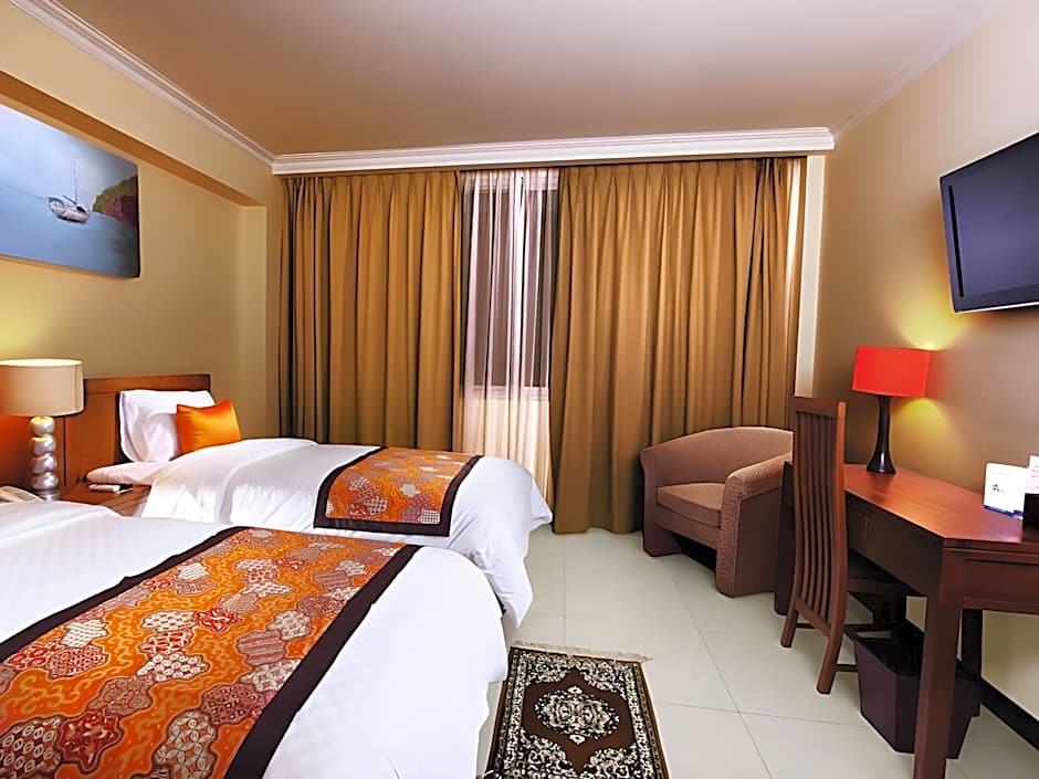 Dermaga Keluarga Hotel