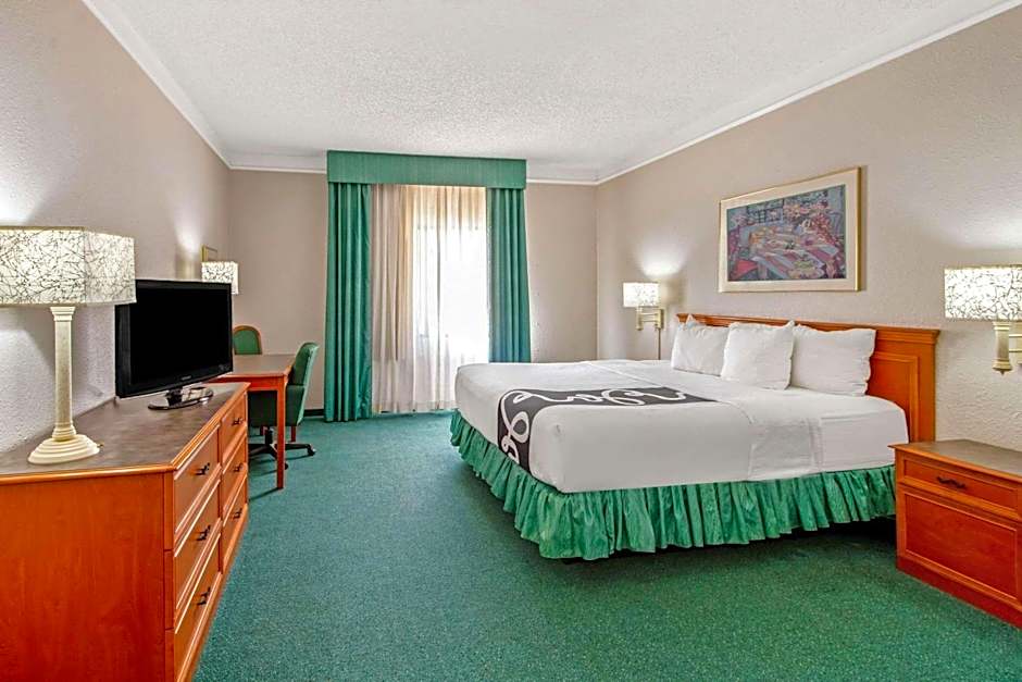 La Quinta Inn & Suites by Wyndham Las Cruces
