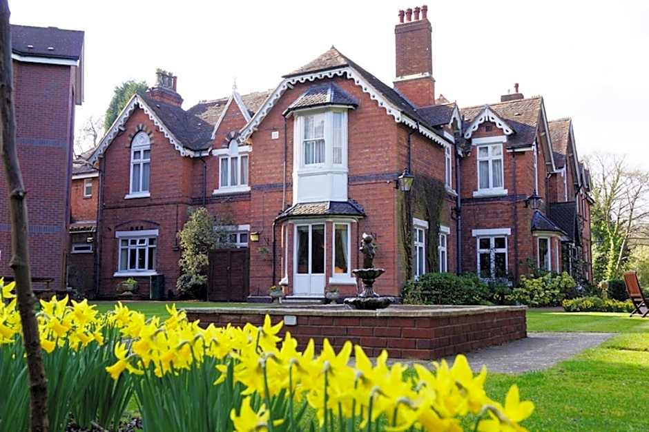 Photo 1 of 27 of Hillscourt