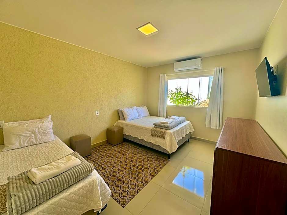 Casa Hari Veadeiros - piscina, ar condicionado e vista maravilhosa!