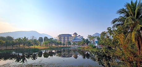 Phu Pha Phung Resort