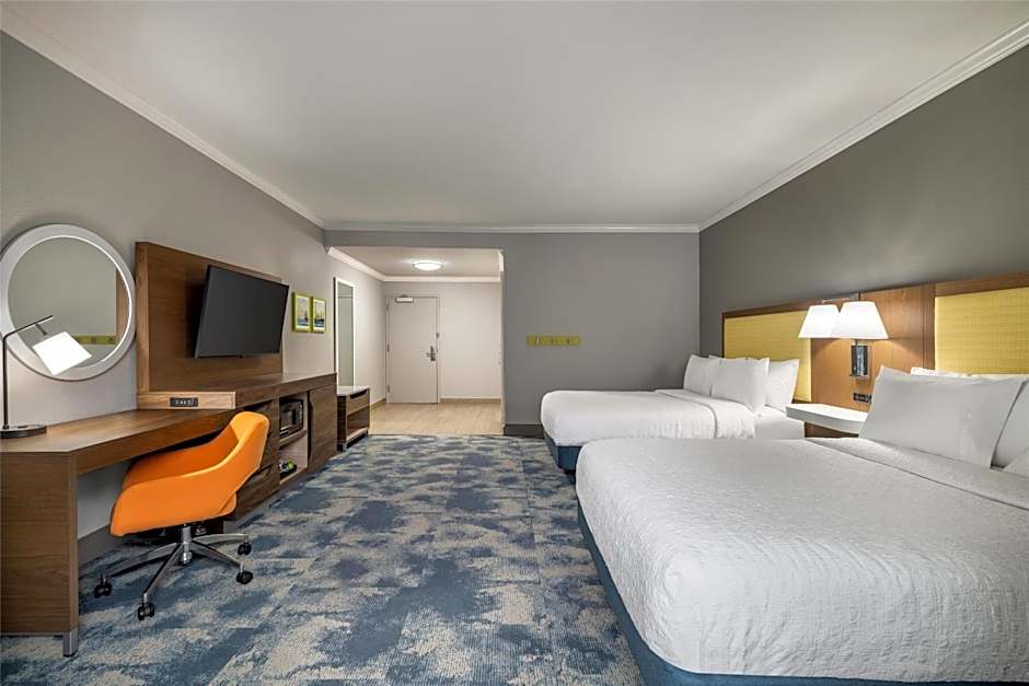 Hampton Inn By Hilton & Suites Galveston