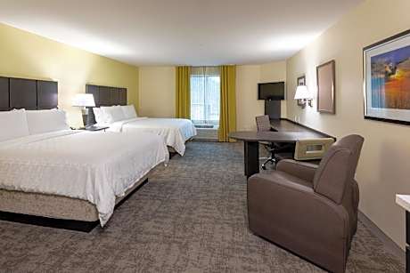 2 Queen Studio Suite