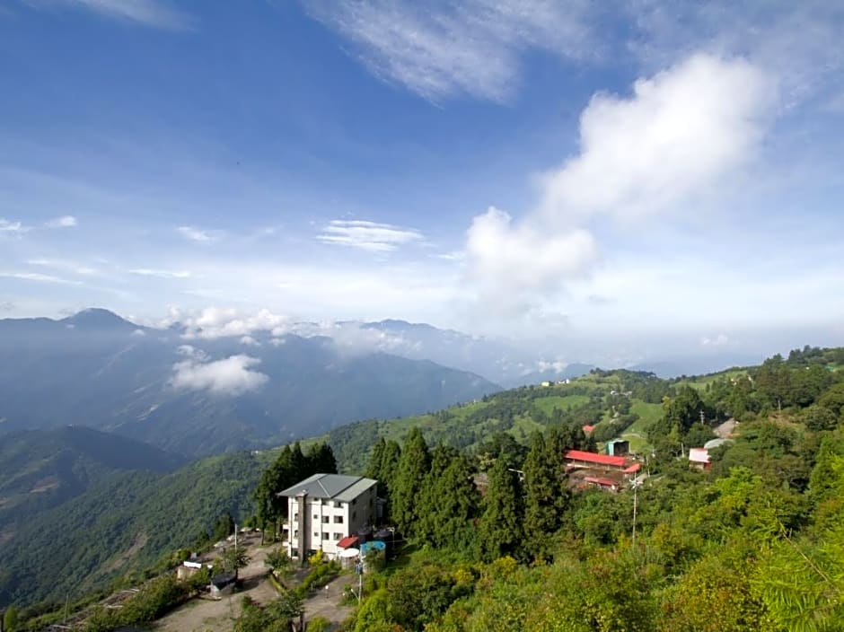 Maple Leaf Holiday Villa