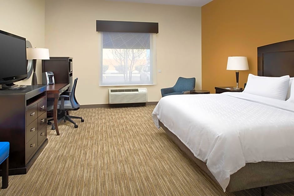 Holiday Inn Express Uvalde By IHG