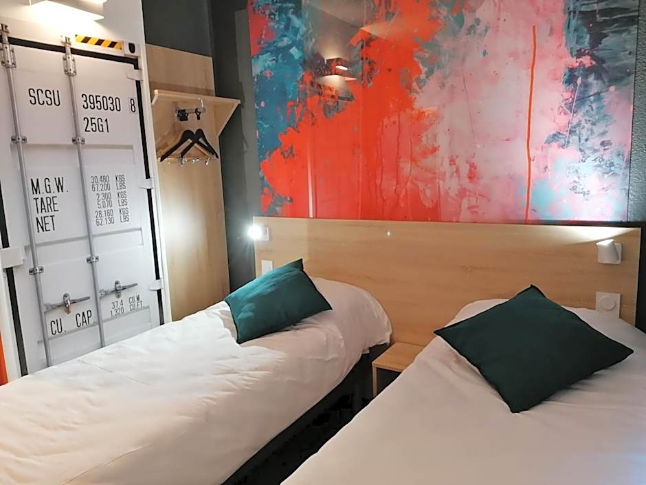 Kyriad Direct Martigues