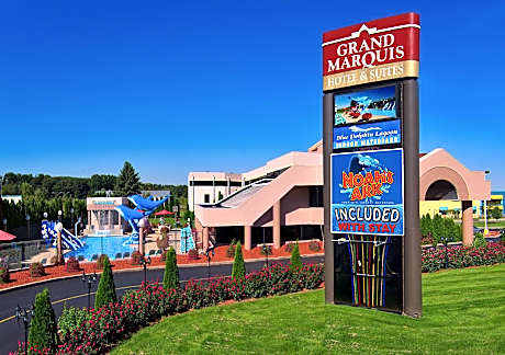 Grand Marquis Waterpark Hotel & Suites