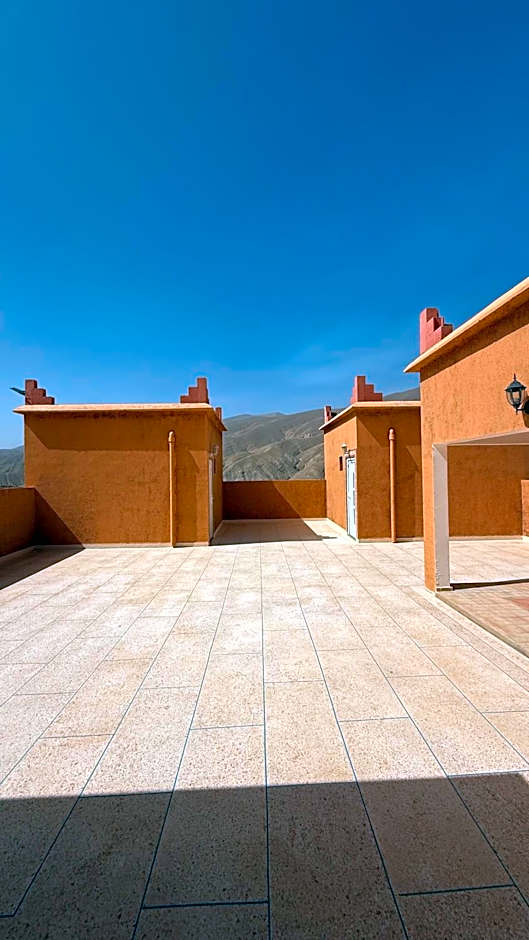 Hotel New Mars Dades