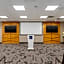 Clarion Lakeside Inn & Conference Centre