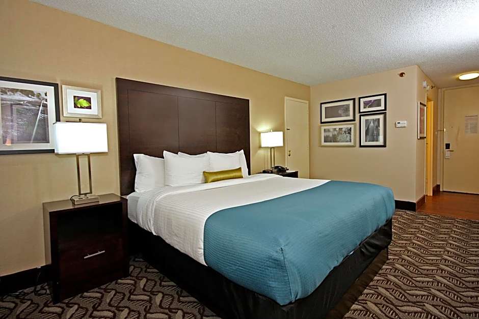 La Quinta Inn & Suites by Wyndham Springfield