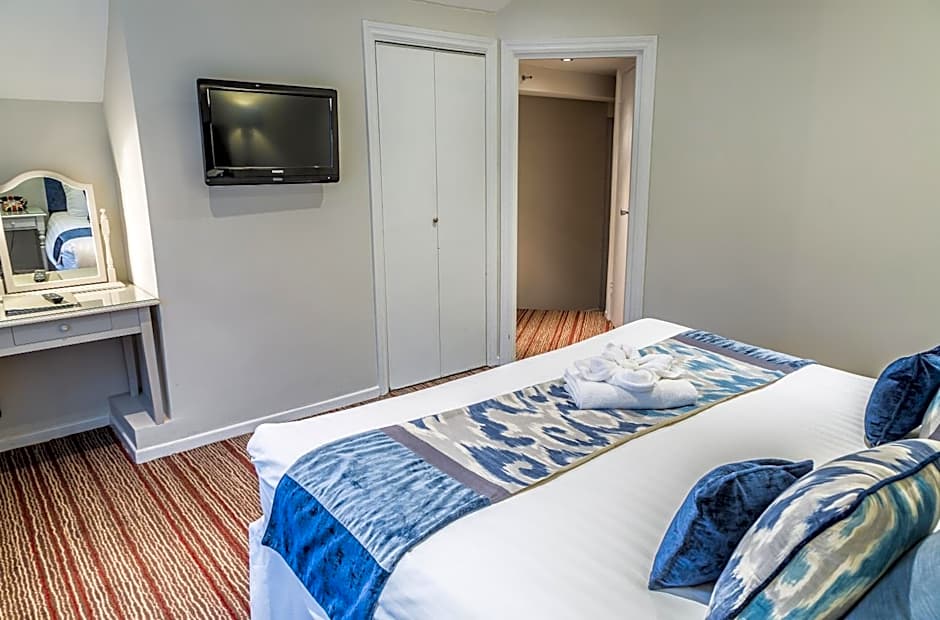 The Casa Hotel and Marco Pierre White Restaurant - Camberley West