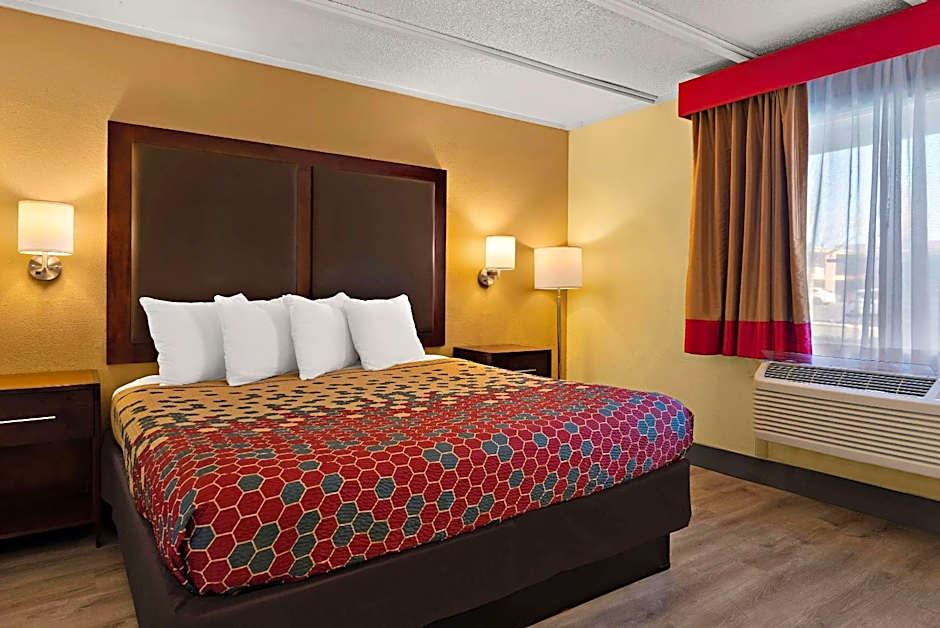 Kings House Motor Hotel