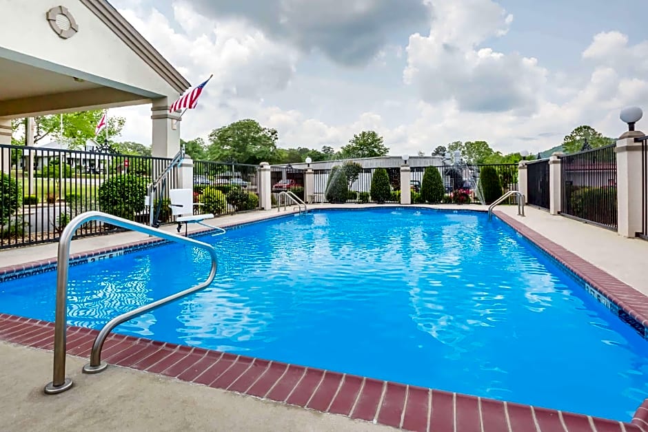 Days Inn by Wyndham Oneonta AL