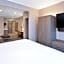 Holiday Inn Express Hotel & Suites Youngstown North-Warren/Niles By IHG
