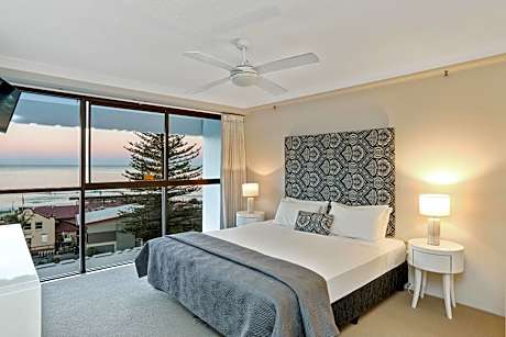 Two-Bedroom Ocean View Superior Apartment
