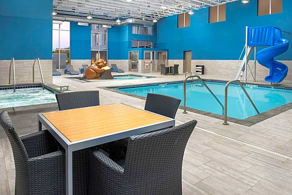 Hampton Inn By Hilton Warroad