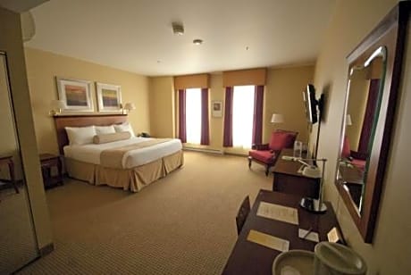 Deluxe King Room