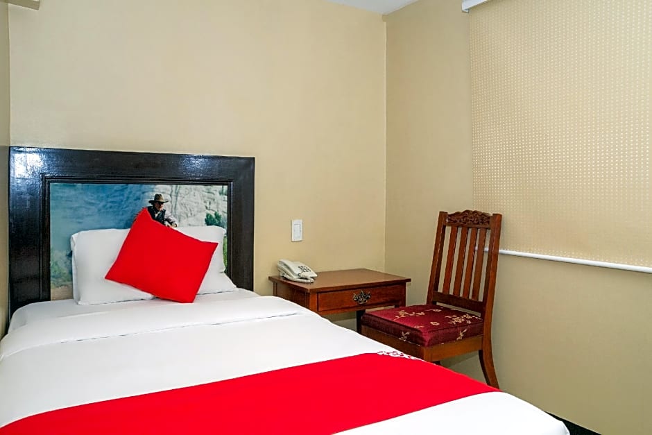 OYO 133 Jazzy James Country Hotel II