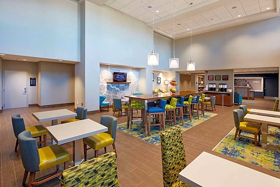 Hampton Inn By Hilton & Suites Sacramento at CSUS