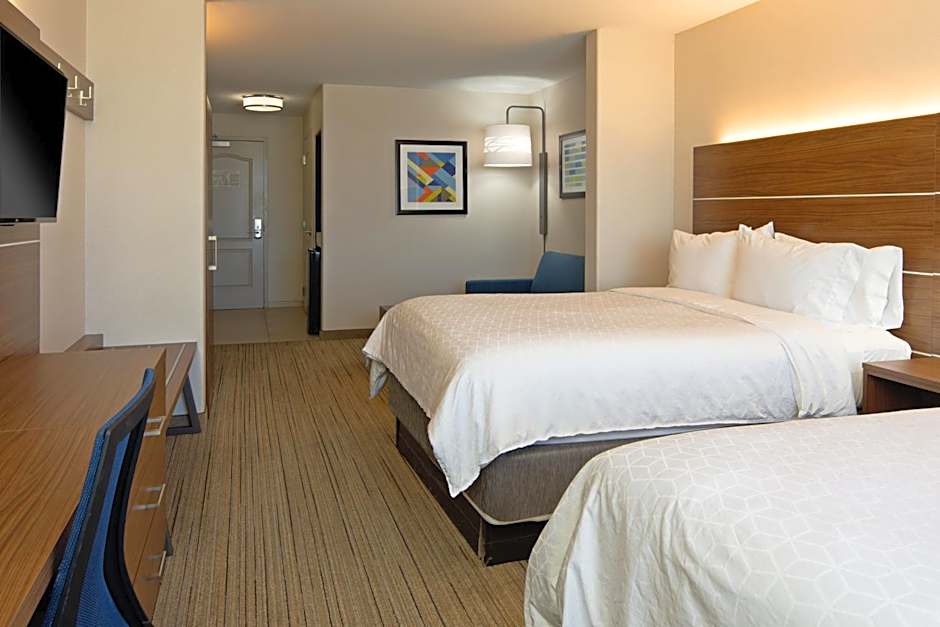 Holiday Inn Express Fresno South By IHG