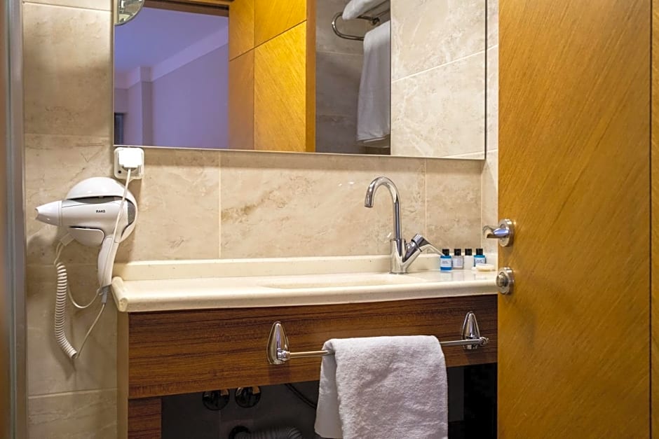 LOTUSPARK HOTEL
