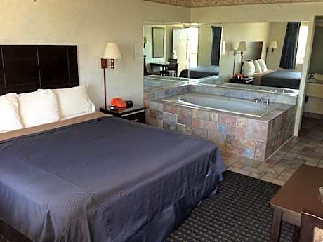 King Room with Hot Tub