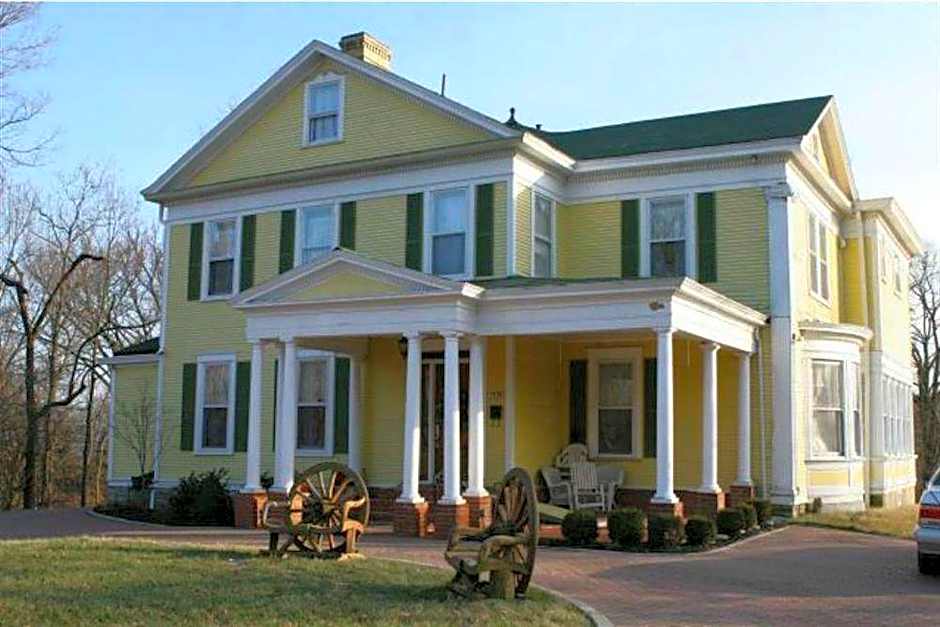 Six Acres Bed & Breakfast