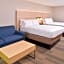 Holiday Inn Express Hotel & Suites Cincinnati - Mason